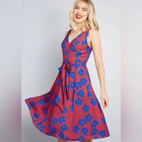 Modcloth Dresses & Skirts - MODCLOTH TIMELESS MAGNETISM A-LINE‎ DRESS💄